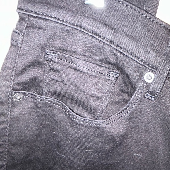 NWT Levi’s women’s classic straight leg mid rise - Picture 7 of 8